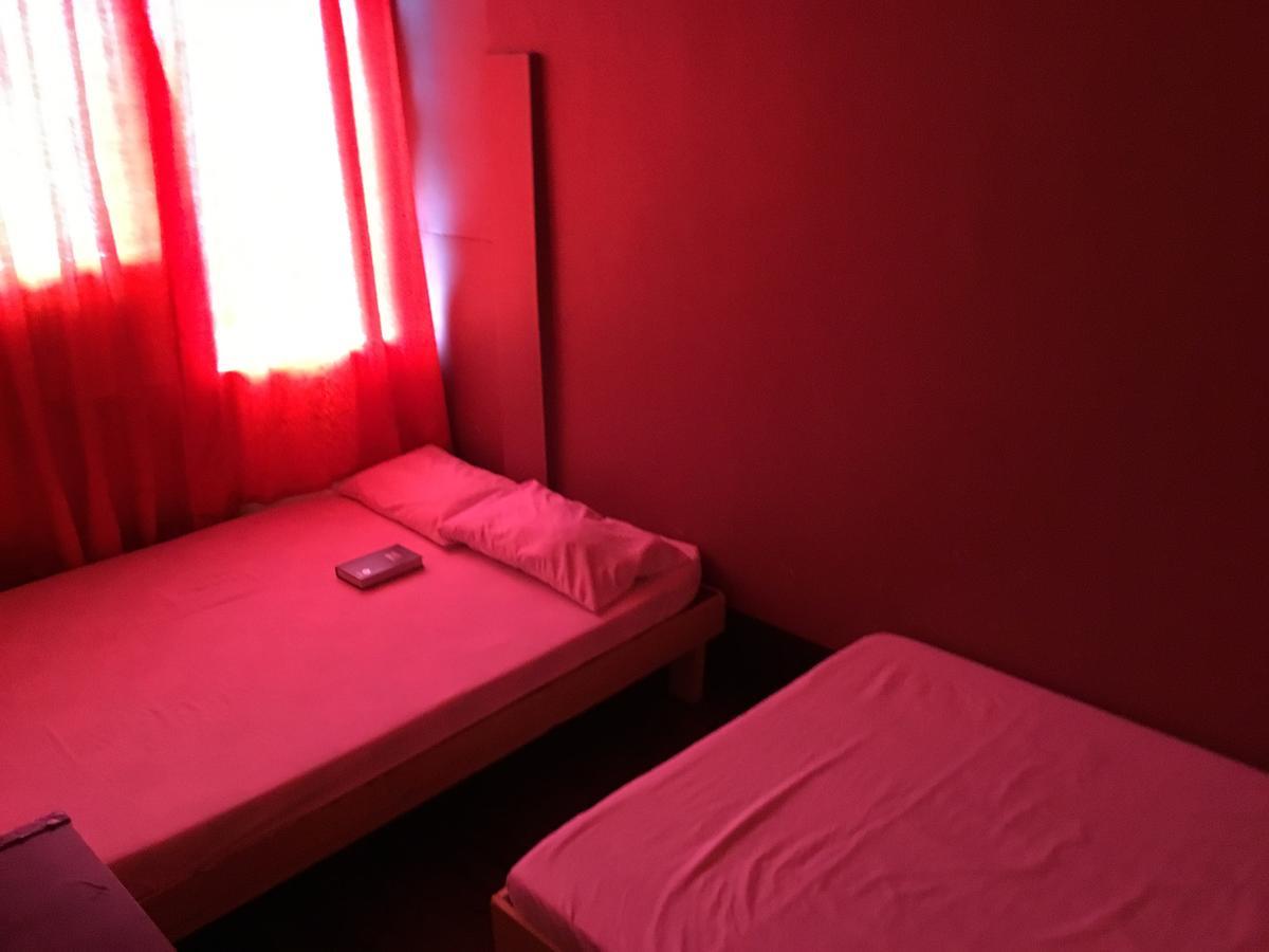Luzon Inn Vigan Bagian luar foto
