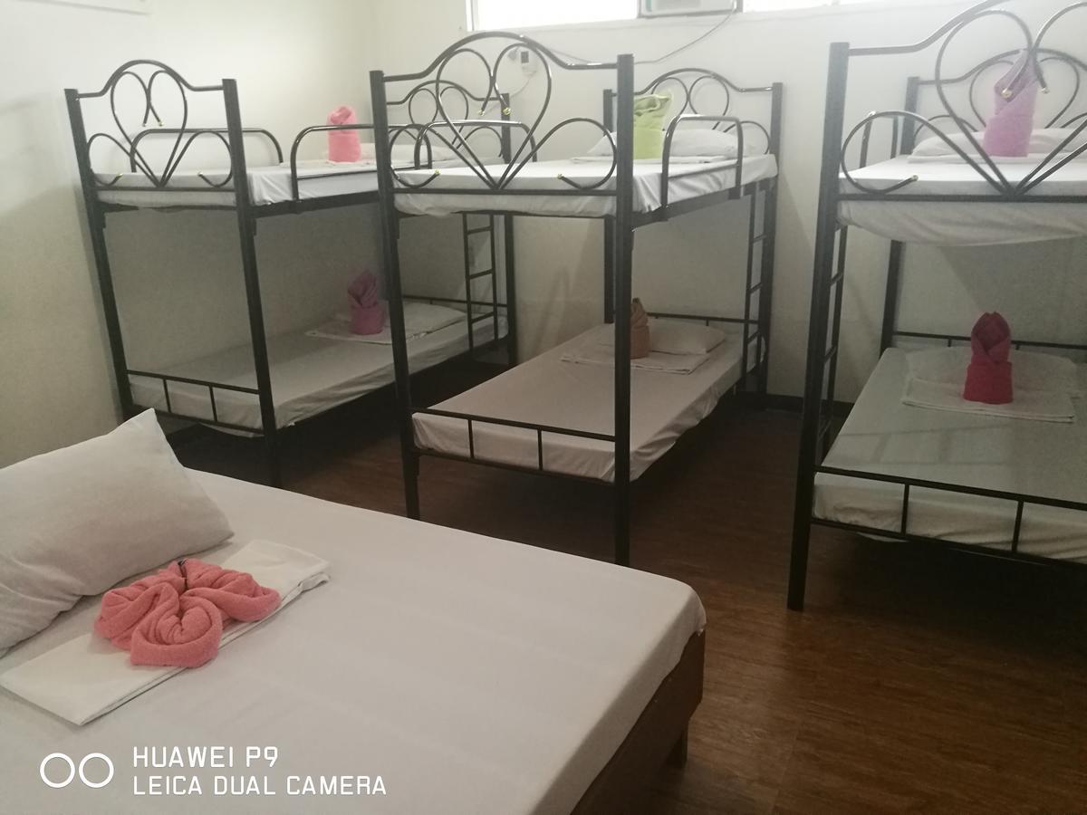 Luzon Inn Vigan Bagian luar foto